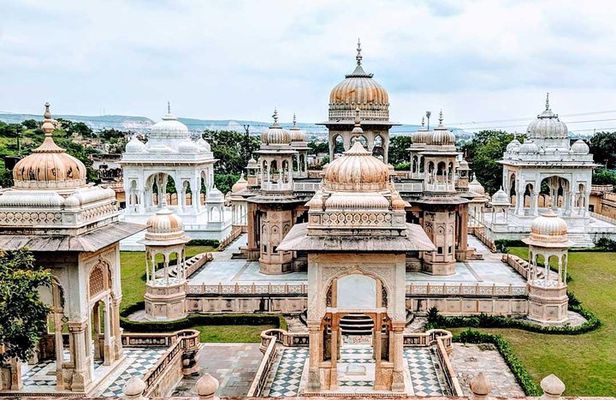 2 Days Private Tour to Jaipur