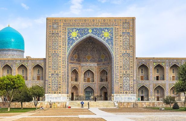 Discover Uzbekistan - explore top destinations: Samarkand, Bukhara & Tashkent