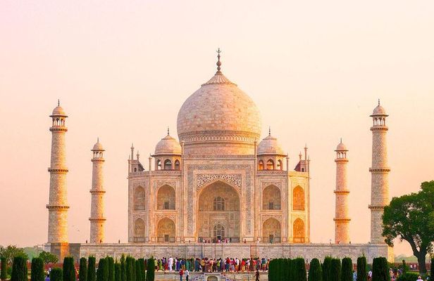 1 Day Delhi and 1 Day Agra Tour From Delhi with Taj Mahal - All Inclusive