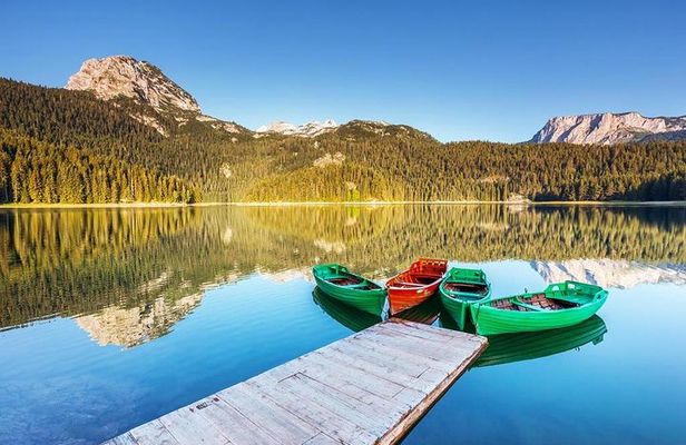 Durmitor National Park hiking tour - easy to moderate