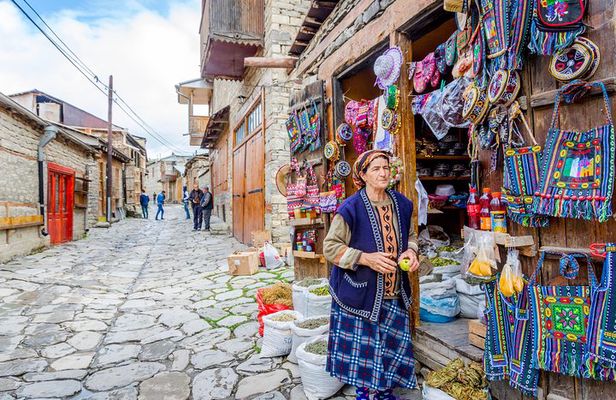 Lahij: the city of fourty handycrafts