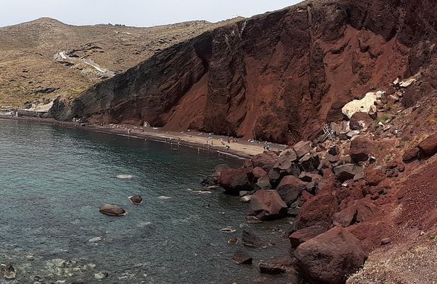 4 Hours Tailor Made Tour in Santorini