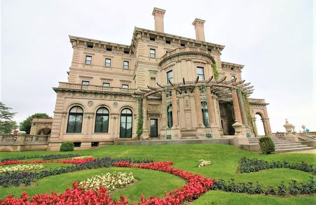 Boston to Newport Tour with Breakers & Marble House Admission