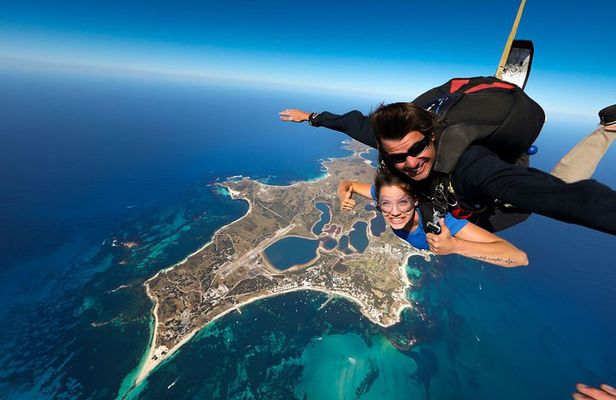 Rottnest Skydive + Fremantle Ferry Package