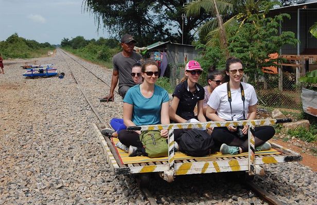 Private One Day Tour to Battambang plus lunch from Siem Reap