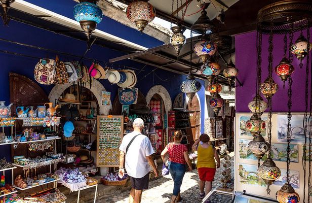 Day Trip to Mostar and Kravice (English-Español)