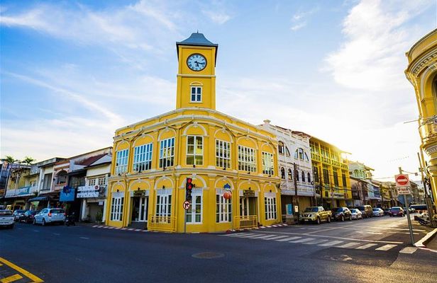 Small Group Phuket City and Landmark Tour