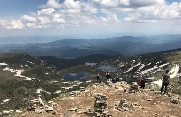 Sofia: Small group to Seven Rila Lakes and Skakavitsa waterfall