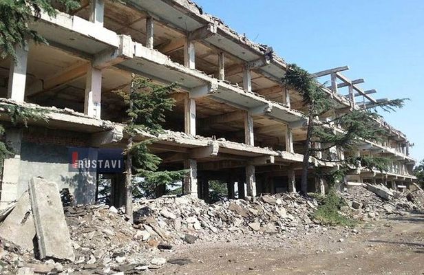 Rustavi Back in a USSR + wine tasting + Off-road to David Gareji& Natlismtsemeli