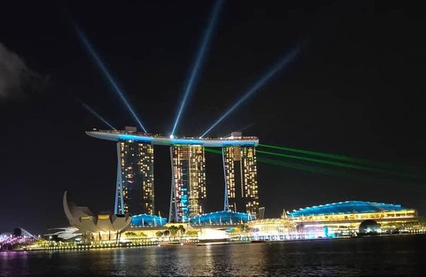 Private Tour: Nighttime Sightseeing with River Cruise