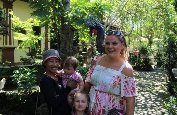 Bali Nanny Services : Professional and Cheerful Child Care