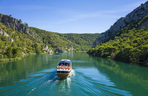 Krka Waterfalls & historic Šibenik - driver&guide, boat cruise, lunch break