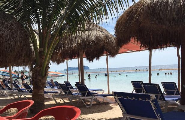 A day at the beach at Los Arrecifes Restaurant-open Bar And Snack