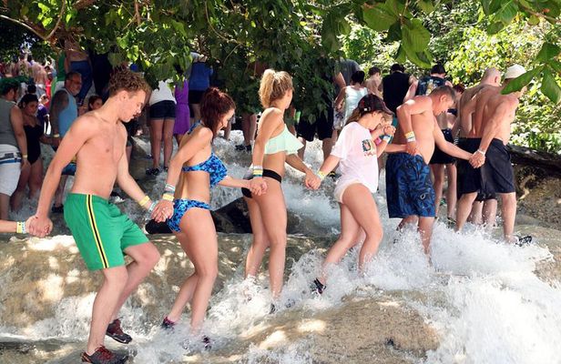Private Dunn's River Falls Tour and Bamboo Blu Beach Experience from Ocho Rios