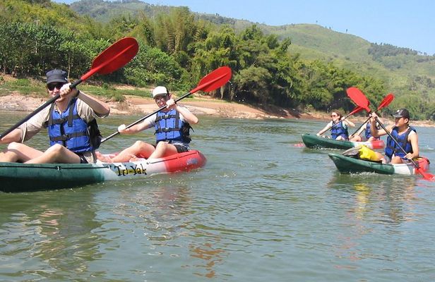 Full Day Kayak To Tad Sae Waterfall