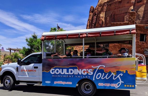 Mystery Valley & Monument Valley All Day Tour