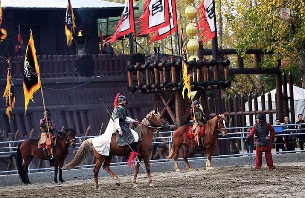 Private tour to Lingshan Buddha & Three Kingdom City of Wuxi from Shanghai