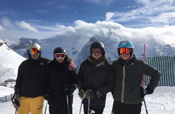 Sellaronda Ski and Snowboard Safari