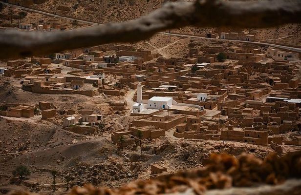 Ksar Ghilane 1 day: The hot spring and the homestay