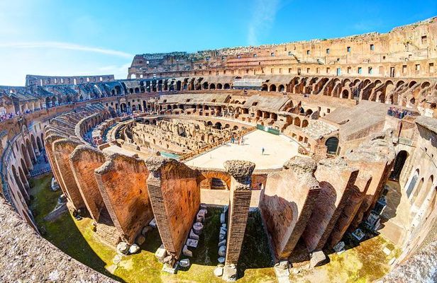 Rome: Small Group Tour of Colosseum, Palatine Hill & Forum