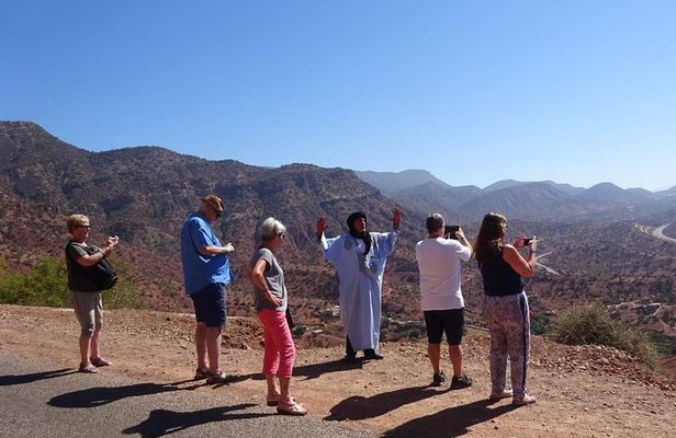 1 day trip to the local berber village + Tagine cooking class