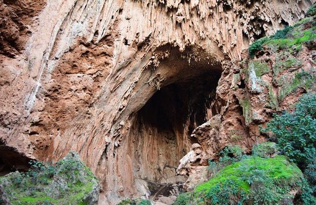 ouzoud watefalls and Iminifri Natural Bridge