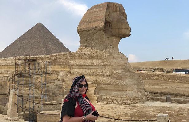 luxury pyramids of Giza,sphinx +Khufu restaurant VIP day tour 
