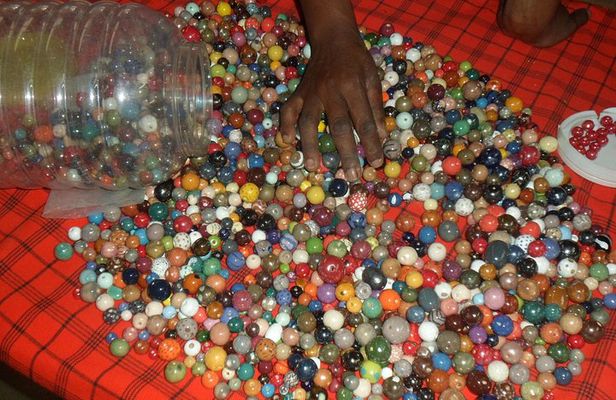 Nairobi Tour: Giraffe Center, Kobe Beads & Karen Blixen Museum