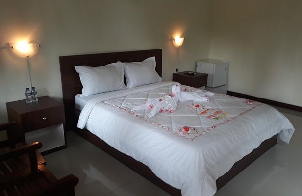 Amazing 5 days surf camp packages Senggigi Lombok