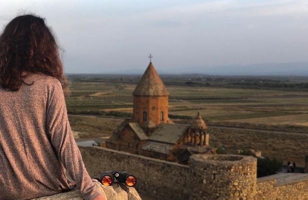 Jeep tour to Khor Virap, Noravank and lake Hors / price per vehicle