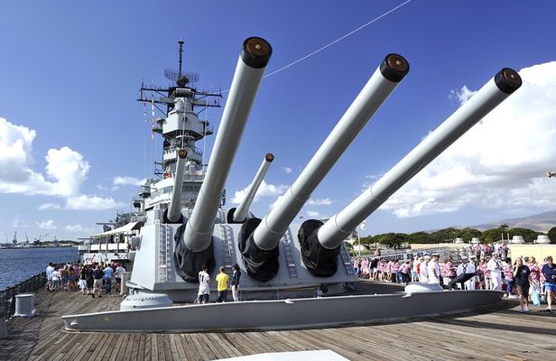 Private USS Arizona and USS Missouri Pearl Harbor Tour