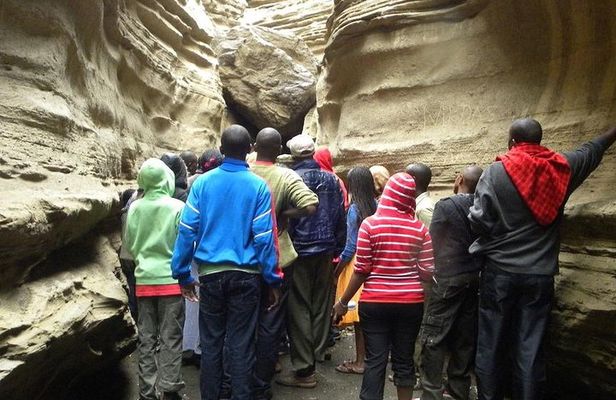 Day trip Hells gate Lake Naivasha best private safari