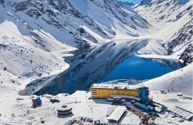 Andean Majesty: Portillo and the Inca Lagoon