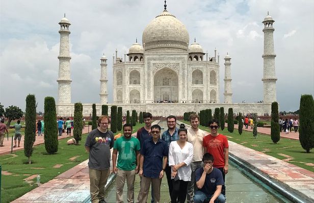Express Train Tour for Taj Mahal From New Delhi