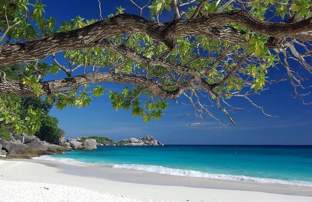 Overnight Angthong Marine Park