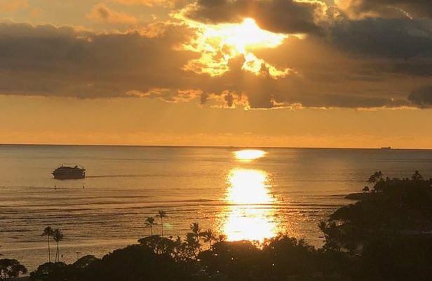 Private luxury tour of Oahu island
