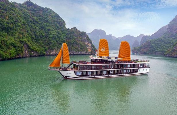Halong Bay Peony Cruise 2Days/1Night 5 Star included Transfers