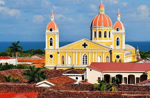 Day Trip to Granada Nicaragua from Playa del Coco Areas