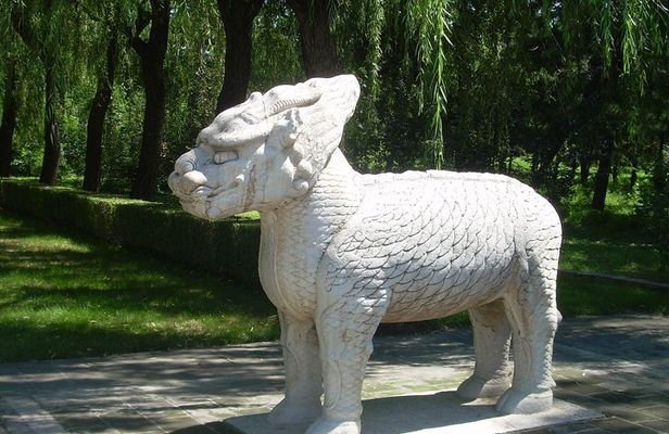 Mutianyu Great Wall and Ming Tomb Private Tour with English speaking driver