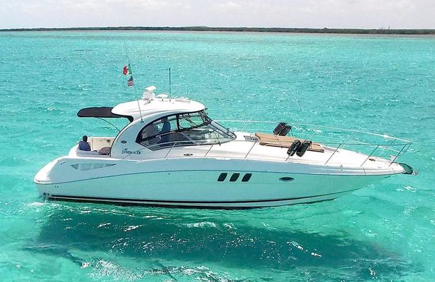 Deluxe Private Boats - 40 ft Sea Ray
