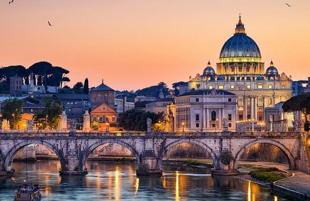 Vatican and Sistine Chapel Guided Tour with Skip-the-Line