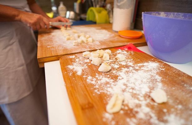 Pasta & Tiramisu Class at a Cesarina's home with tasting in Cava de' Tirreni