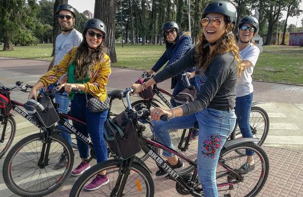 Cultural Experience by Bike around Palermo and Recoleta Max 6 ppl