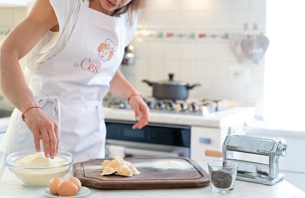 Private Pasta & Tiramisu Class at a Cesarina's home with tasting in Brindisi
