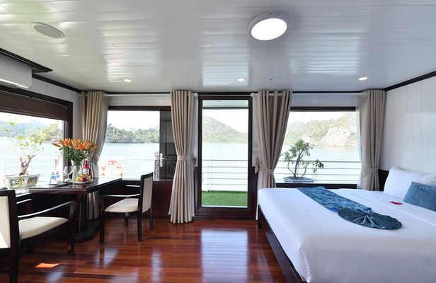 Cruising Halong Bay - Lan Ha Bay 2 Days on boat - Cabin with balcony