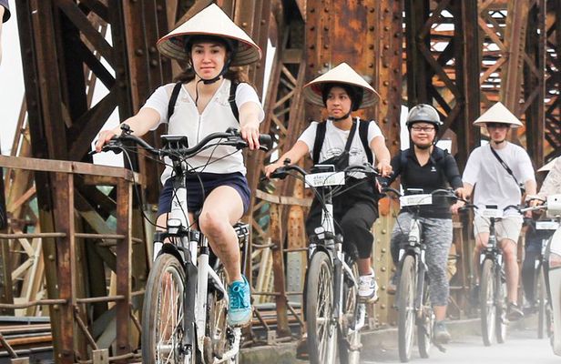 Half Day Ha Noi Tour by E-bike