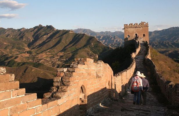 Jinshanling Great Wall Hiking Tour from Beijing with the Guide Escorted