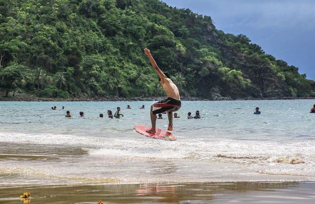 Beach hopping in Puerto Princesa City