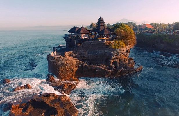 Ubud Guided Tour & Iconic Tanah Lot Temple