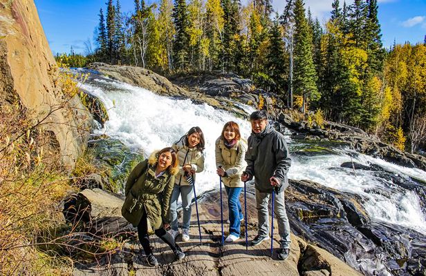 Cameron Falls Hiking Tour from Yellowknife